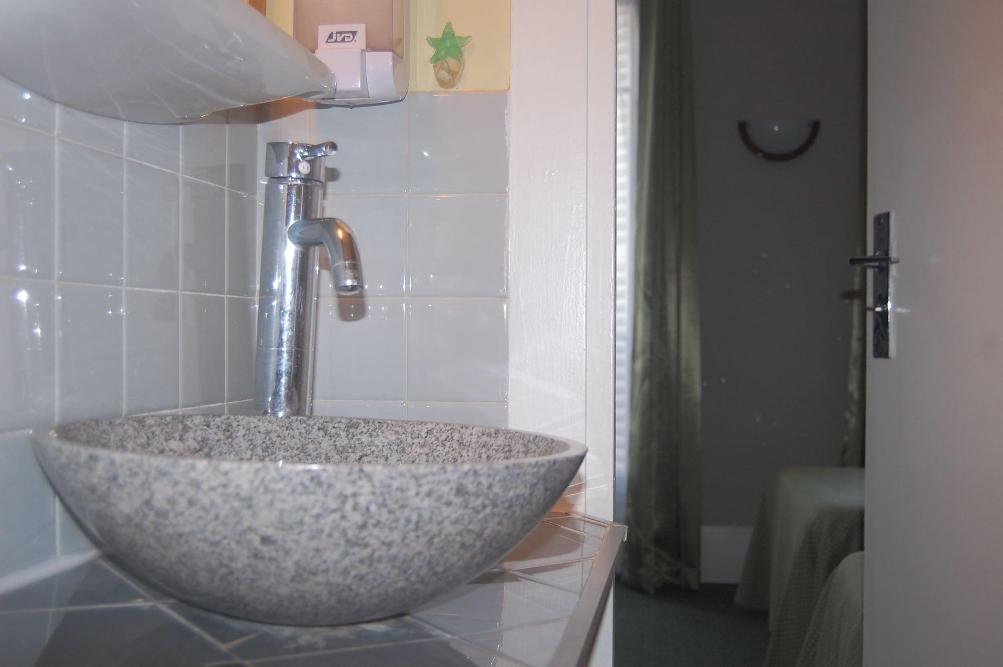 Hotel Jean Bart Париж Екстер'єр фото